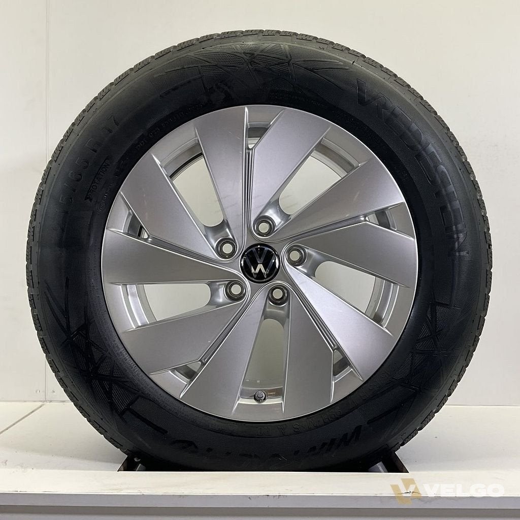 DEMO VOLKSWAGEN TIGUAN TAYRON VELGEN SET WINTERBANDEN 17 INC, Auto-onderdelen, 215 mm, -, -, Banden en Velgen