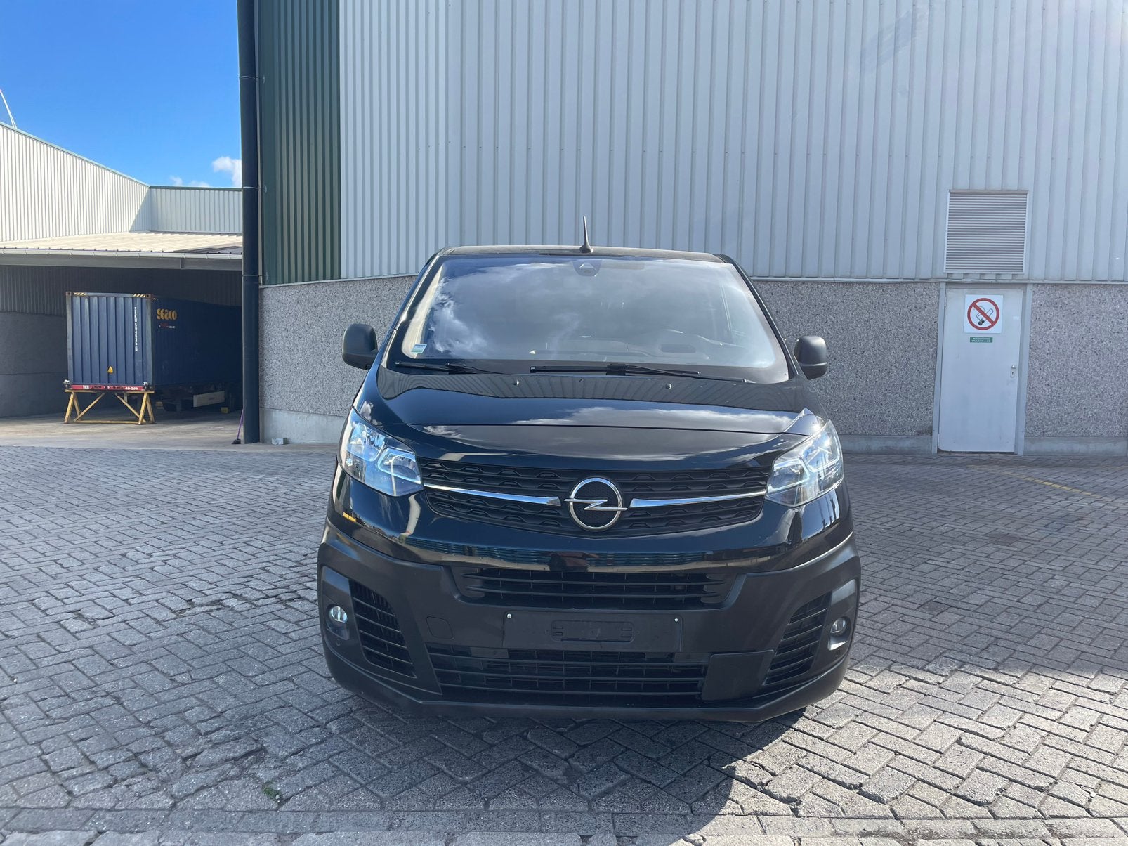 Opel Vivaro 2.0 | Automaat |Premium pakket |Dodehoekdetectie, Automaat, 1998 cc, Zwart, USB