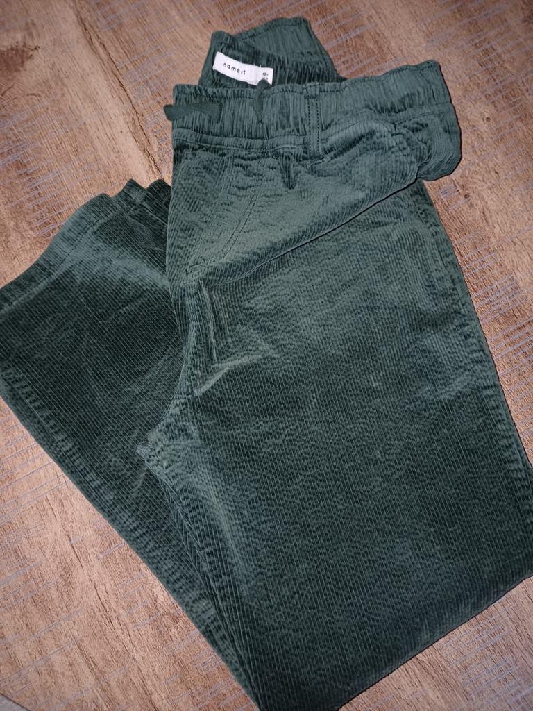 Donkergroene broek van name it, Ophalen of Verzenden, Zo goed als nieuw, Groen