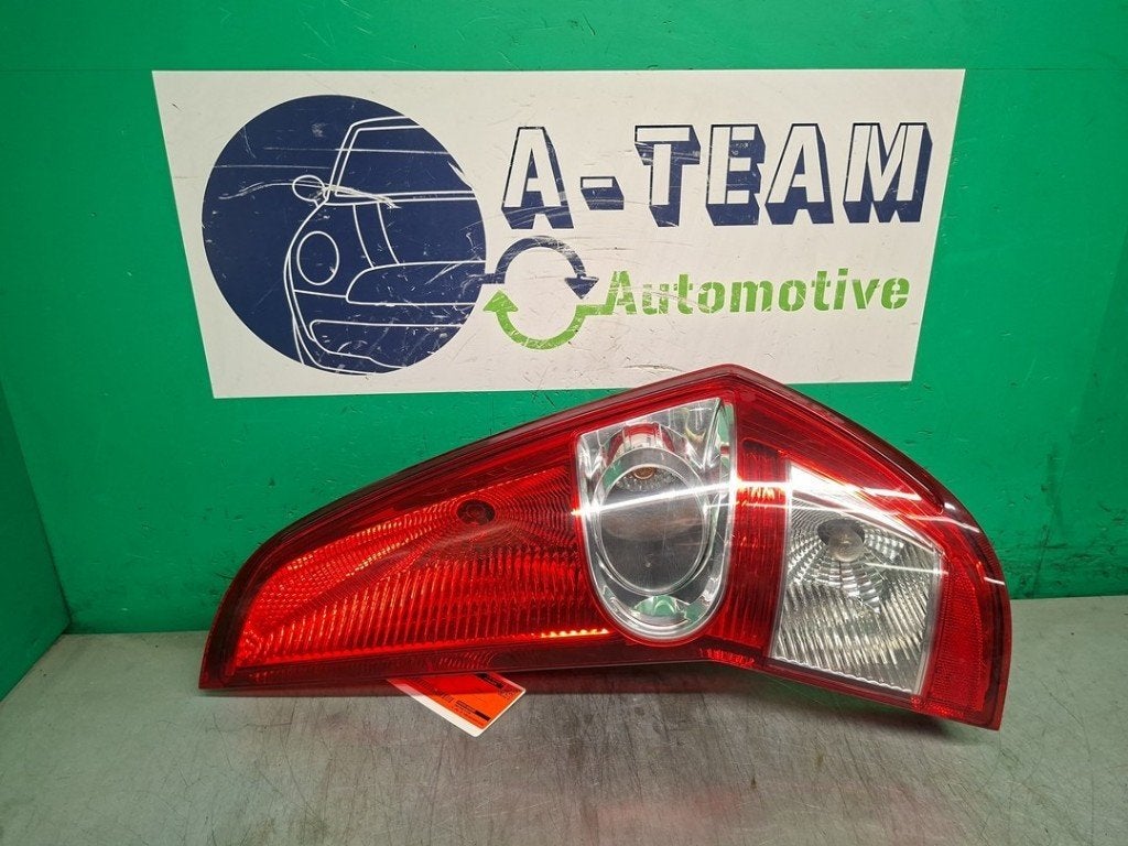 FEU ARRIÈRE DROIT Suzuki Splash (|89071608|), Autos : Pièces & Accessoires, Suzuki-Allee 7
64625  Bensheim, DE, Suzuki Deutschland GmbH