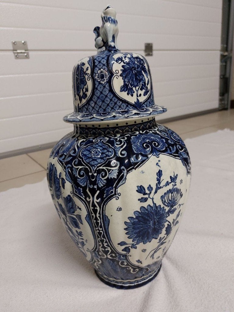 Vase ou urne bleu de Delft, Antiquités & Art, Enlèvement ou Envoi