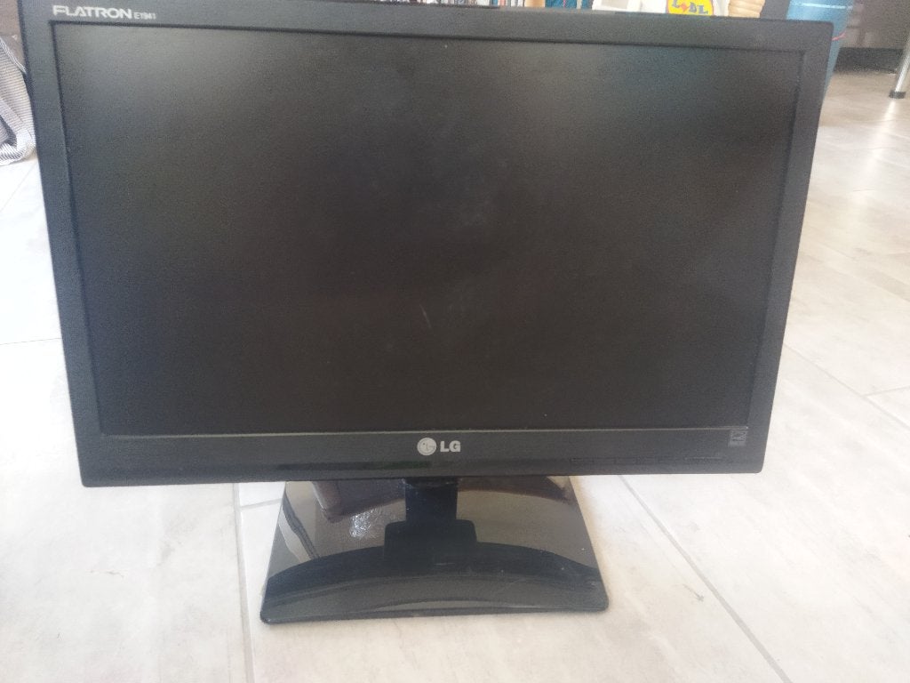 Computerscherm, HD, 3 tot 5 ms, Kantelbaar, Ophalen of Verzenden