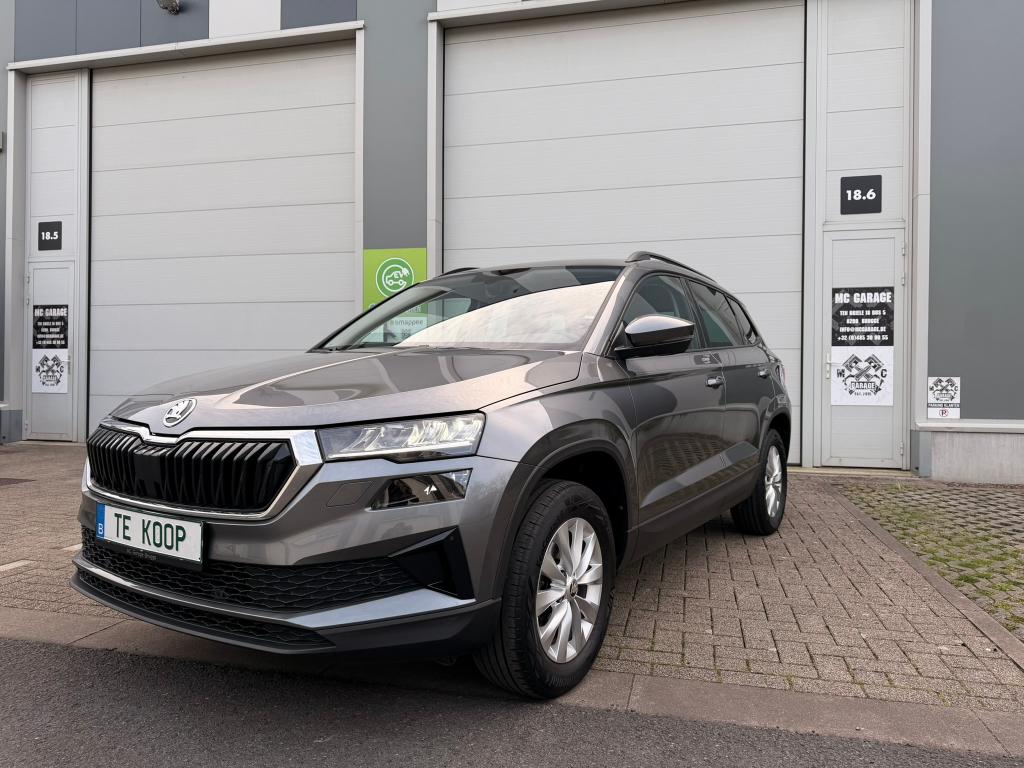 Skoda Karoq Karoq 1.0 TSI Clever, Auto's, Skoda, Voorwielaandrijving, Stof, Zwart, Karoq