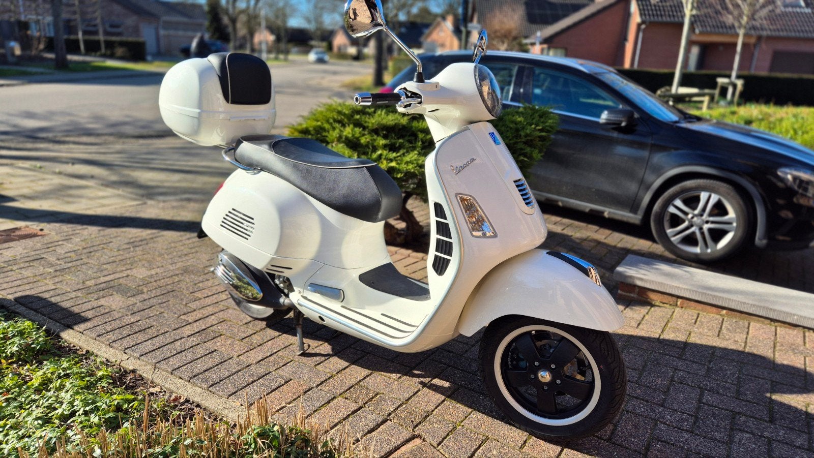 Vespa GTS 125 met koffer, Ophalen, Gebruikt, Vespa