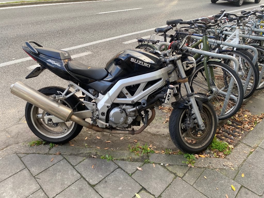Suzuki SV650n SV 650 SV650 Naked injectie, Motos, Poignées chauffantes, Permis Moto A, Occasion, Plus de 35 kW