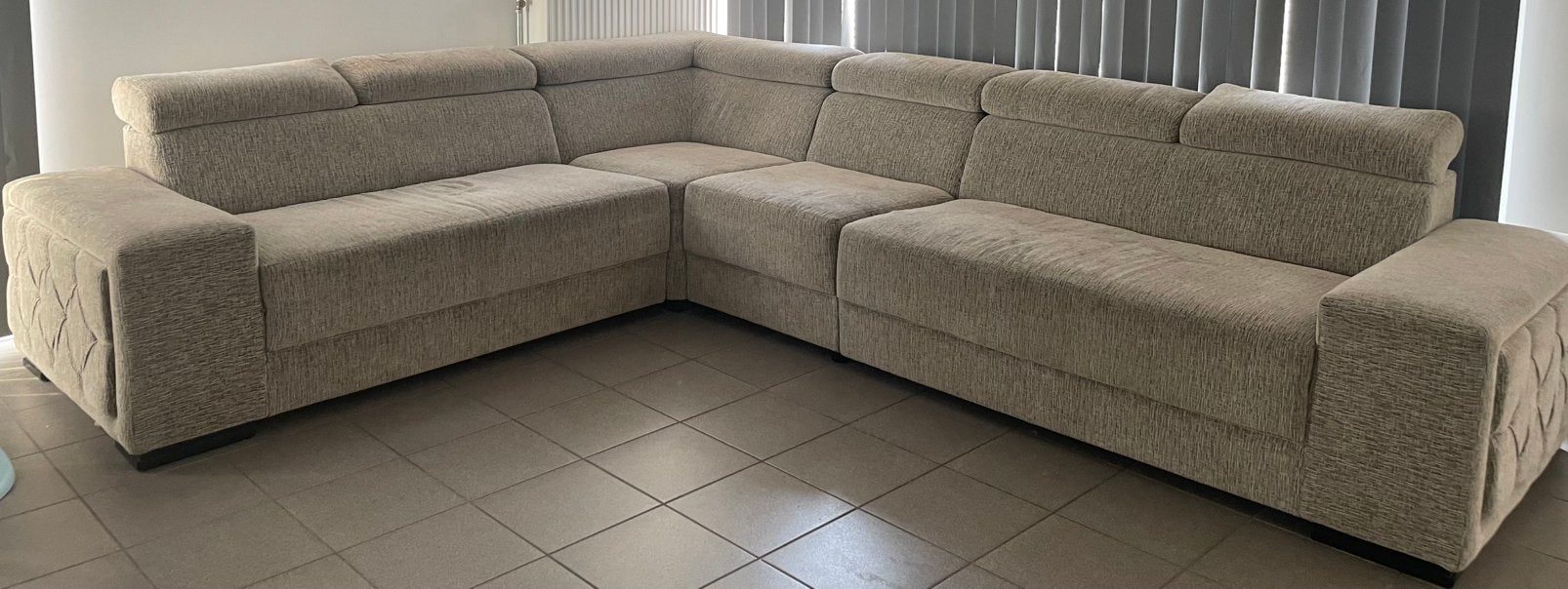 Prachtige moderne hoekzetel goede staat | Wegens verhuis, Ophalen of Verzenden, Zo goed als nieuw, Stof