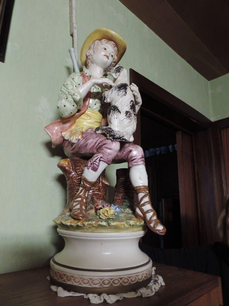 Italiaans porseleinen figuur in de Capodimonte-stijl, Enlèvement, Utilisé, Humain