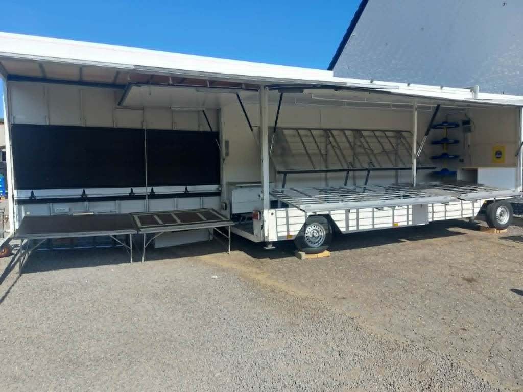 marktwagen, Articles professionnels, Stock & Retail | Voitures, Enlèvement