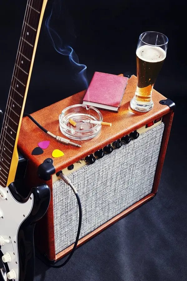 Komt er écht rook uit je tube gitaar of bass amp ?, Muziek en Instrumenten, Ophalen, Gebruikt, Gitaar, 50 tot 100 watt