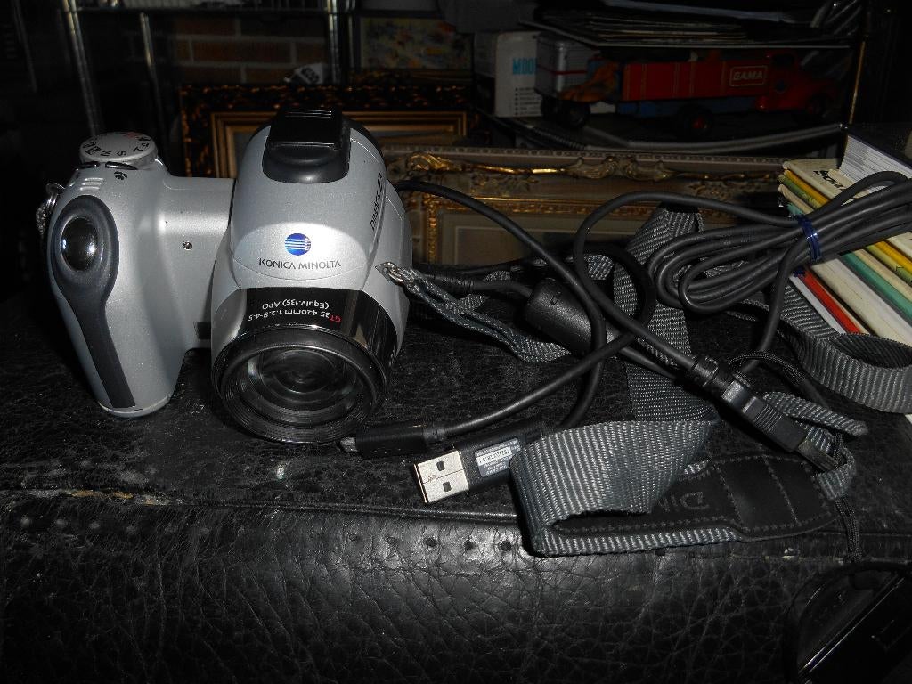 Konica Minolta Dimage Z3 appareil avec accessoires + trousse, Audio, Tv en Foto, Ophalen of Verzenden, Konica