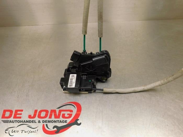 Serrure portière mécanique 4portes avant gauche d'un Ssang, -, 3 mois de garantie, Utilisé, SsangYong