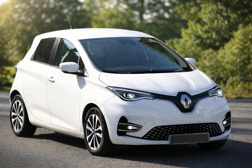 Renault Zoe INTENS*MET BATTERIJ*AMPER 23.650kms*TOPSTAAT, Autos, Renault, 100 kW, Achat, Entretenue par le concessionnaire, Noir