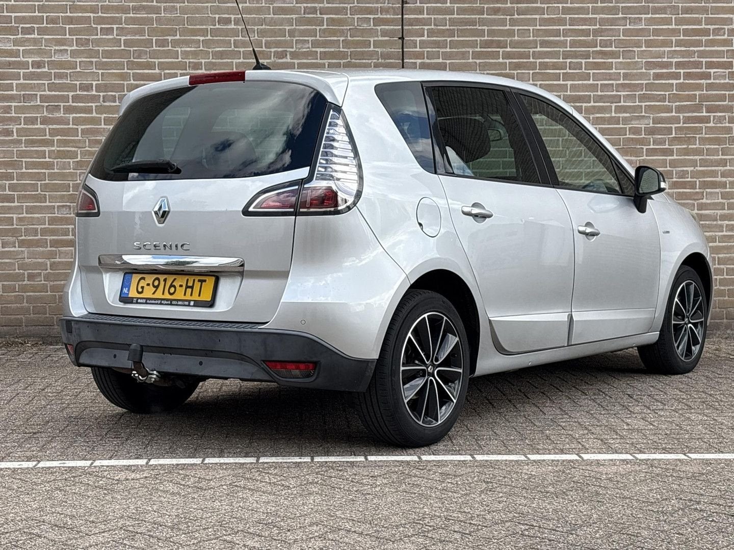 Renault Scenic 1.2 TCe Bose, Auto's, Renault, Monovolume, 140 g/km, Handgeschakeld, Zilver of Grijs