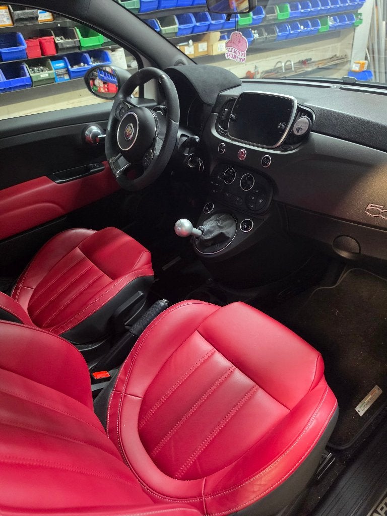 Abarth 595 Competizione 1.4 T-Jet (180 PK) 2019 39.000 km, Auto's, Voorwielaandrijving, Wit, Overige kleuren, Handgeschakeld