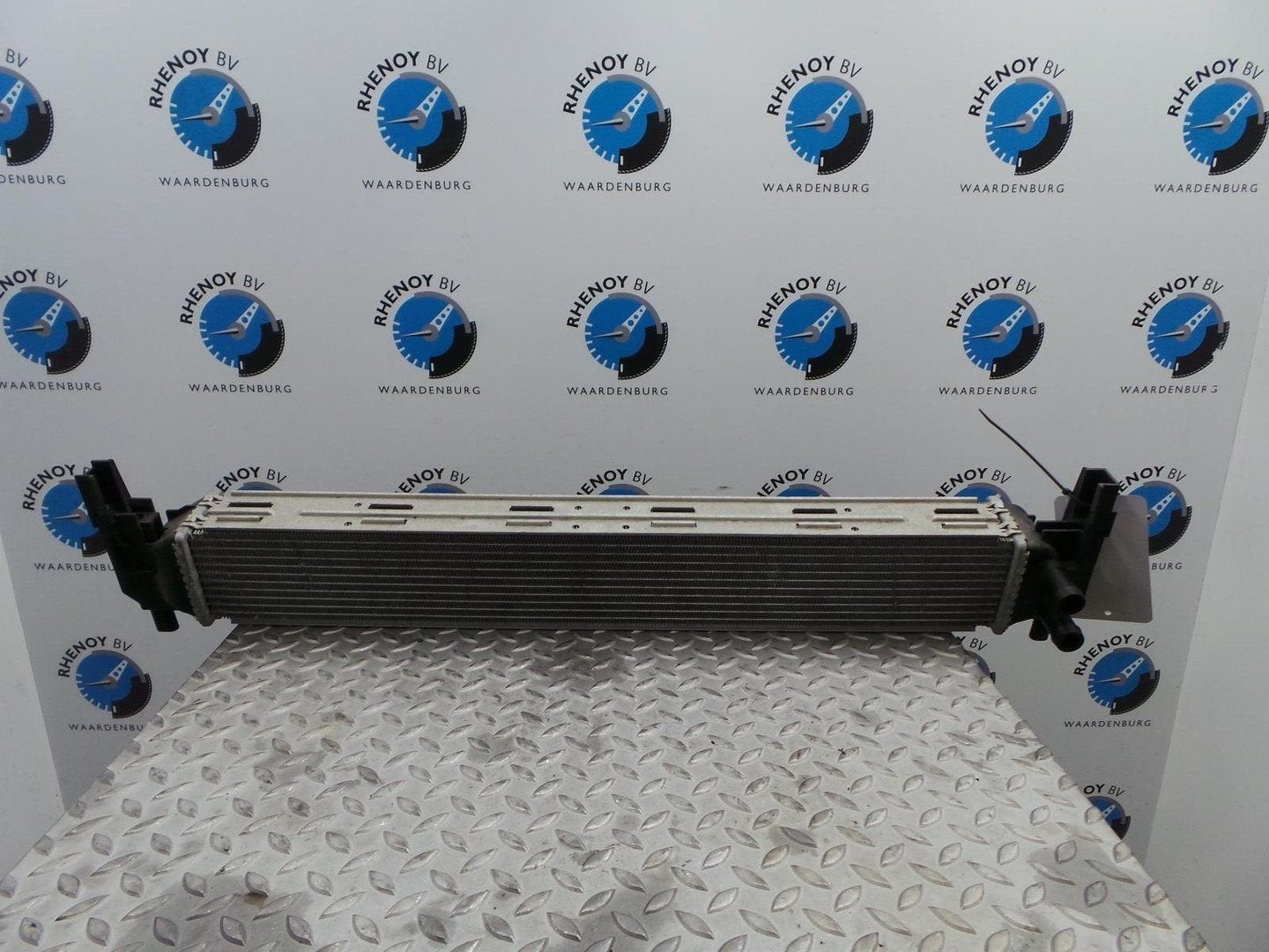 VOLKSWAGEN POLO RADIATEUR 2012, Auto-onderdelen, Ophalen of Verzenden, Gebruikt, ARN erkend
