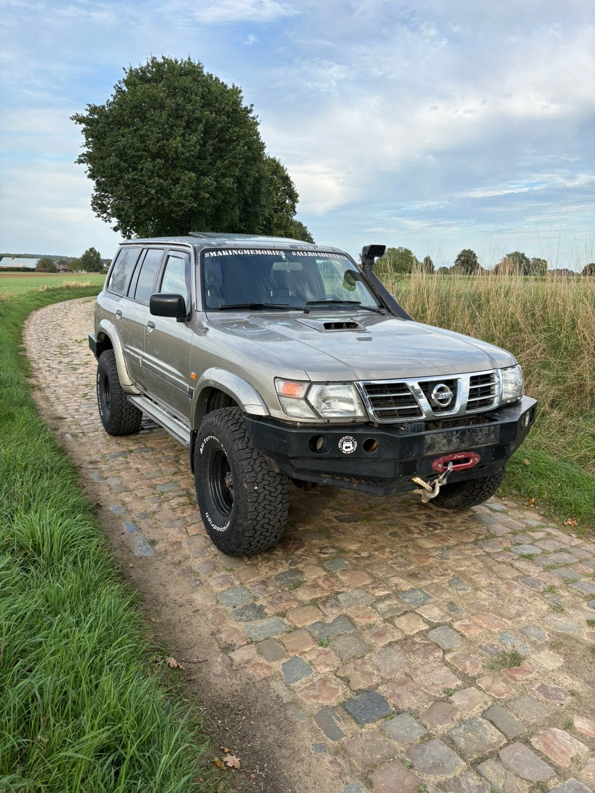 Nissan patrol LWB 3.0, Auto's, Automaat, 4 cilinders, Sound system, 2500 kg