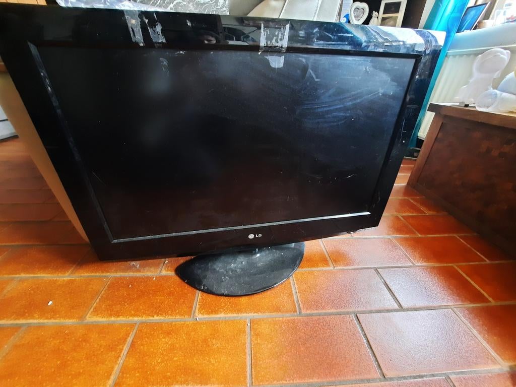 Tv Lg, LED, 60 à 80 cm, Enlèvement, Utilisé