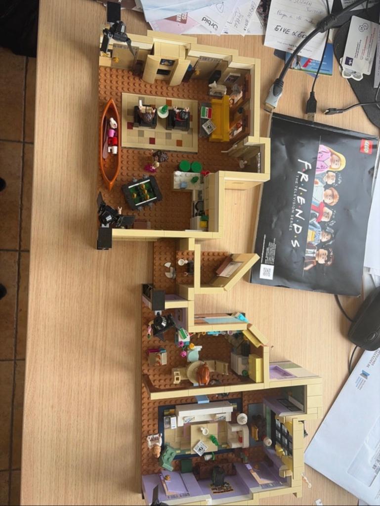 LEGO Creator Expert De Appartementen van Friends - 10292, Ophalen, Lego, Zo goed als nieuw, Compleet