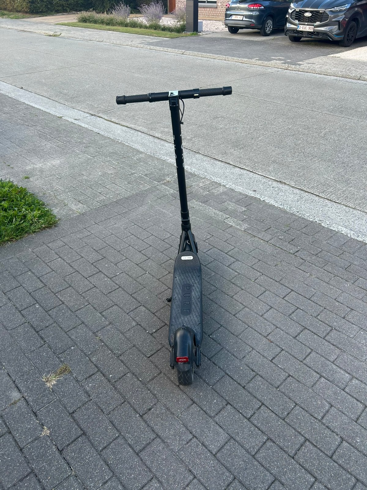 E-step air 3 pro, Fietsen en Brommers, Ophalen of Verzenden, Gebruikt, Elektrische step (E-scooter)