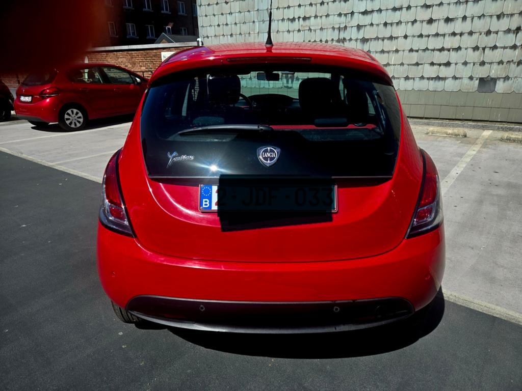 Lancia Ypsilon 1.2 Carpass ok, Autos, Lancia, Rouge, Euro 5, Achat, Particulier