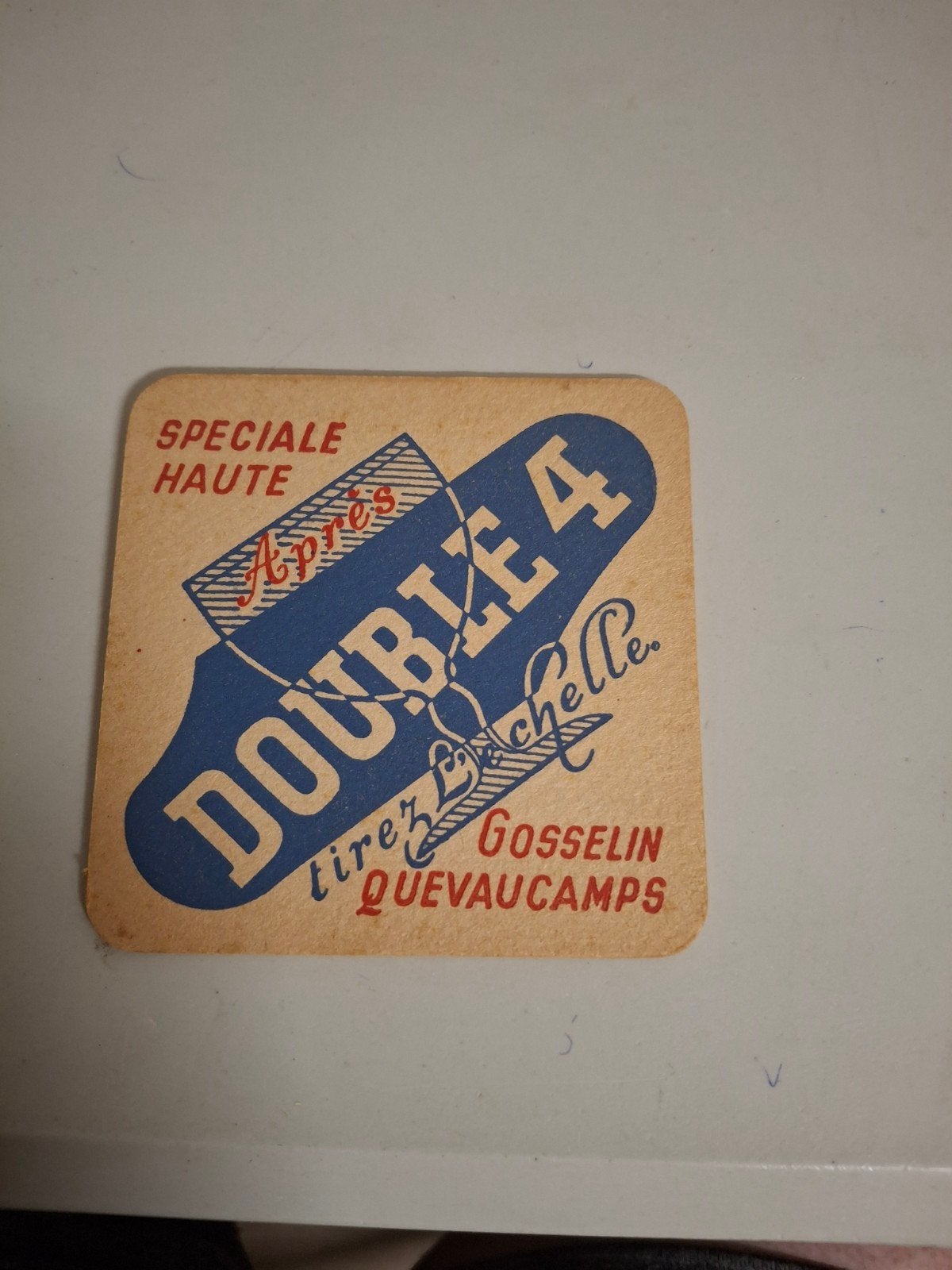 vieux tapis à bière Le Coq Brie Gosselin Quevaucamps, Enlèvement ou Envoi