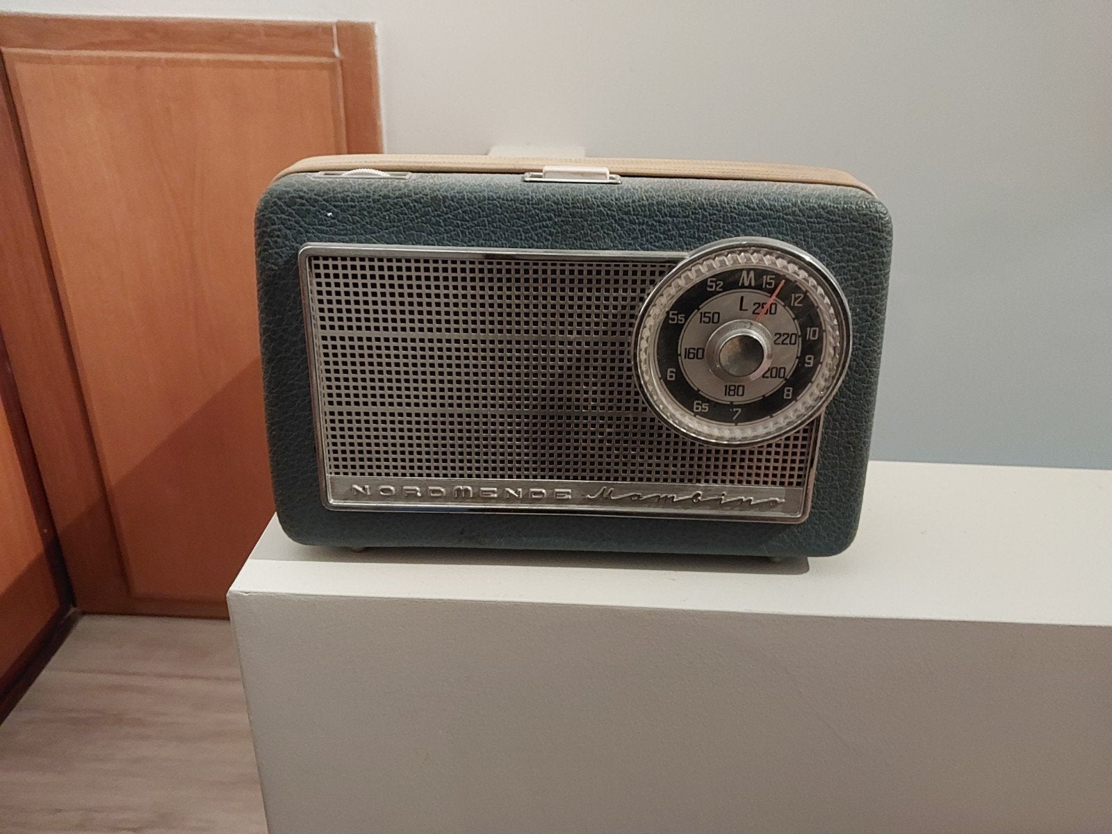 Oude radio Nordmende, Enlèvement, Utilisé, Radio