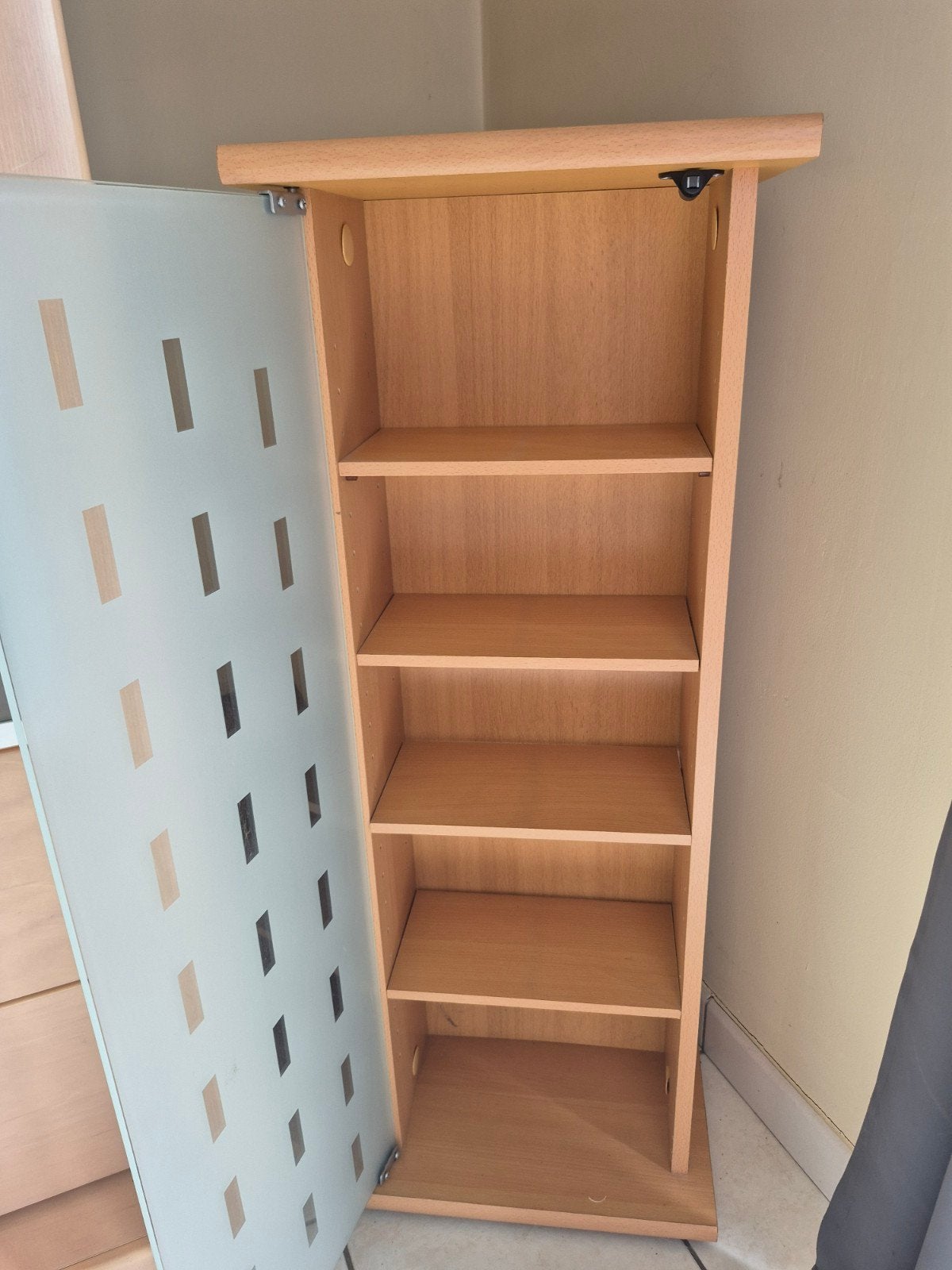 Kastje 1m hoog, 36 cm breed en 25 cm diep, Ophalen