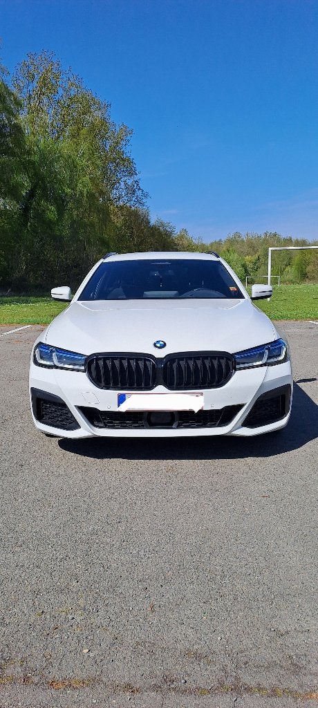 BMW 530e xDrive Touring, Autos, BMW, Particulier, Série 5, 4x4, ABS, Caméra de recul, Phares directionnels, Régulateur de distance