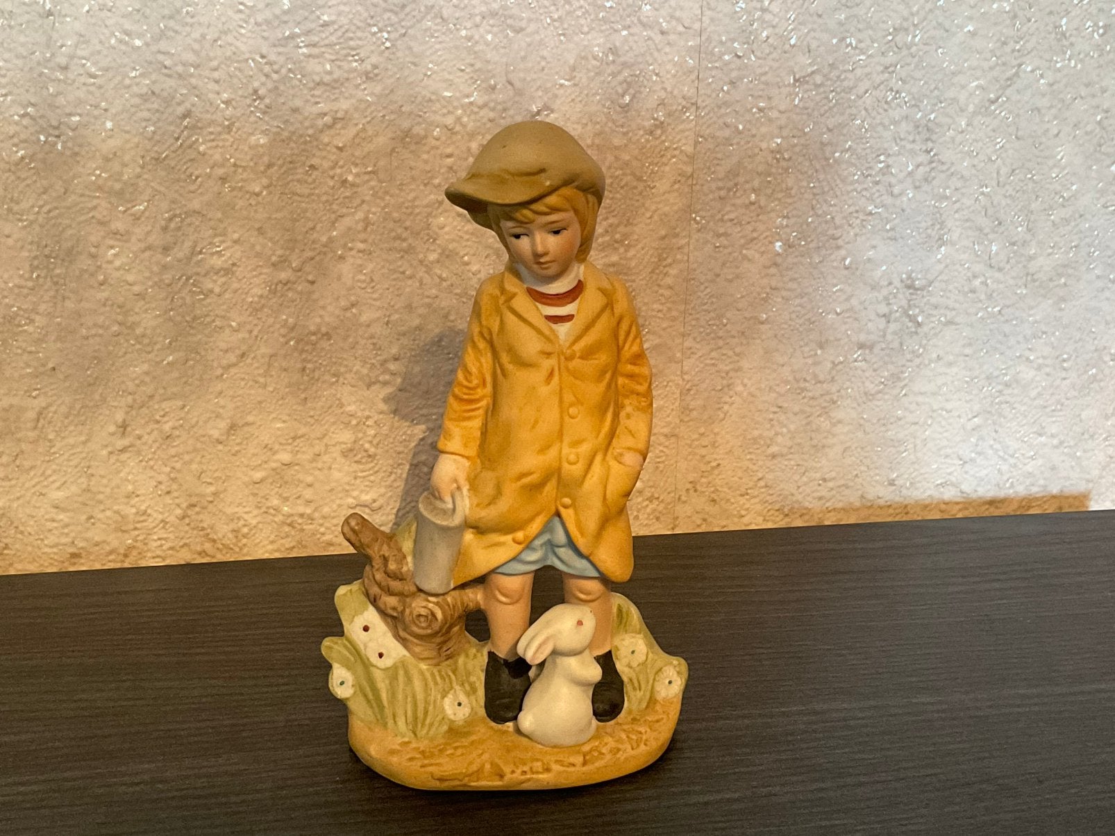 Beeld jongen met emmer, Verzenden, Zo goed als nieuw