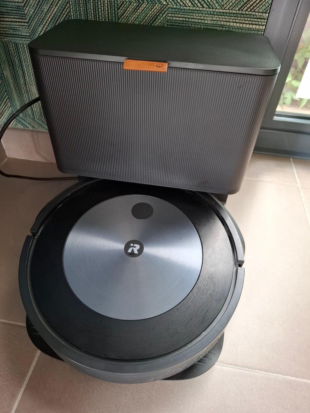perfect functionerende iroomba j7+, Ophalen, IRobot, Zo goed als nieuw, Robotstofzuiger