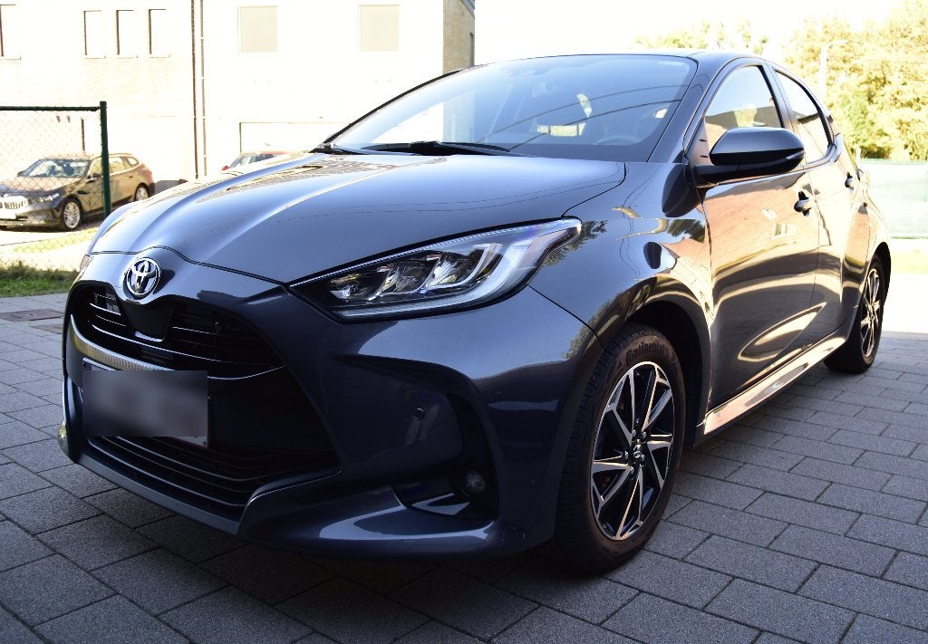 Toyota Yaris Hybrid Iconic, Autos, Argent ou Gris, Achat, Système audio, Euro 6