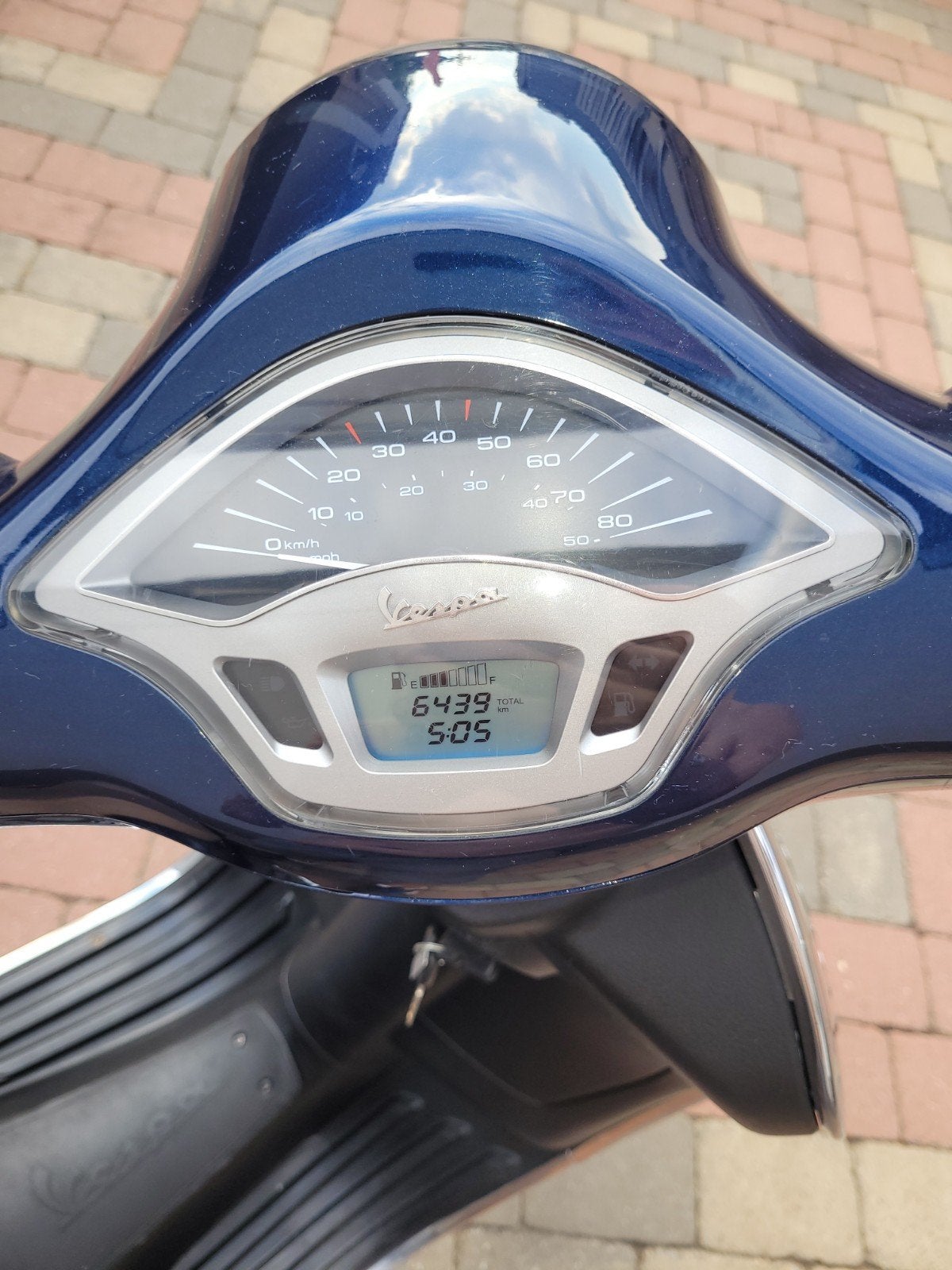 Vespa primavera, Fietsen en Brommers, Ophalen
