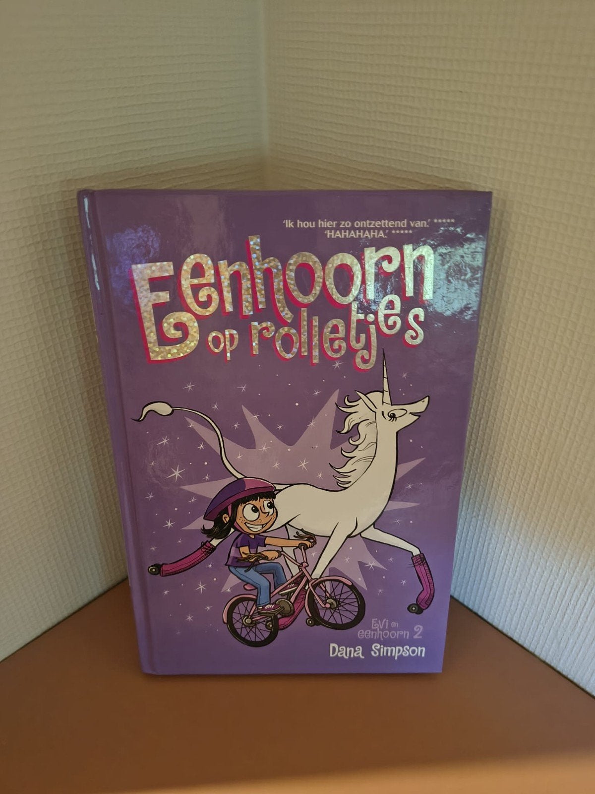 Dana Simpson - Eenhoorn op rolletjes, Boeken, Ophalen, Dana Simpson
