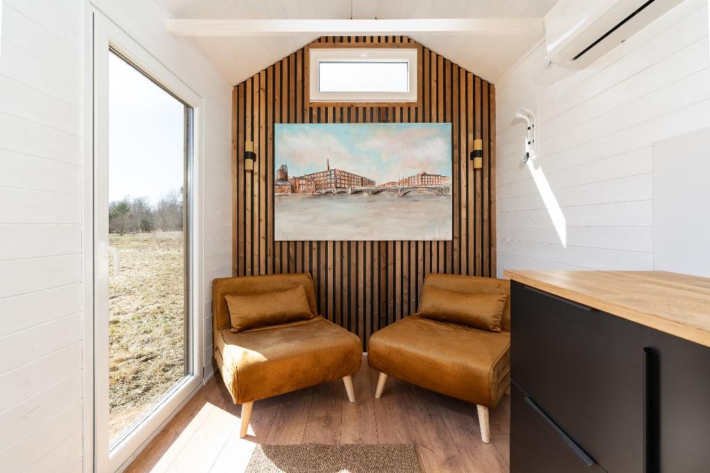Petite maison sur roues avec sauna, Enlèvement ou Envoi, 500 cm ou plus, 3 fenêtres ou plus, Autres types