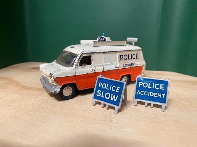 Accident de police de Dinky Toys Transit, Enlèvement ou Envoi, Dinky Toys