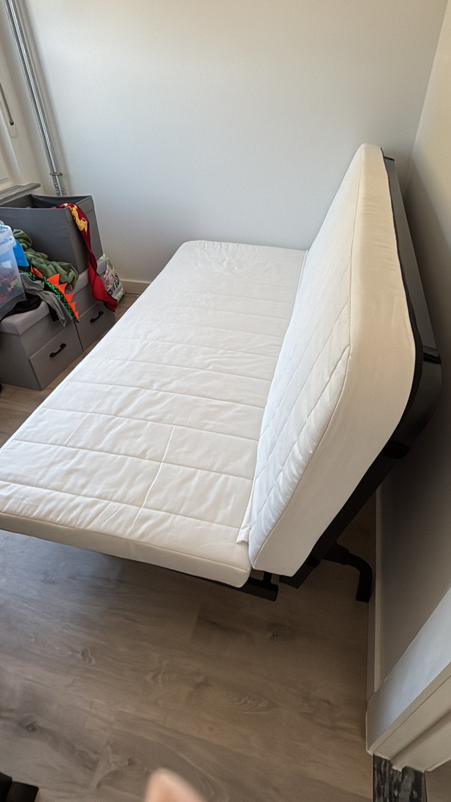 Logeerbed/bank, Ophalen, Zo goed als nieuw, 140 cm