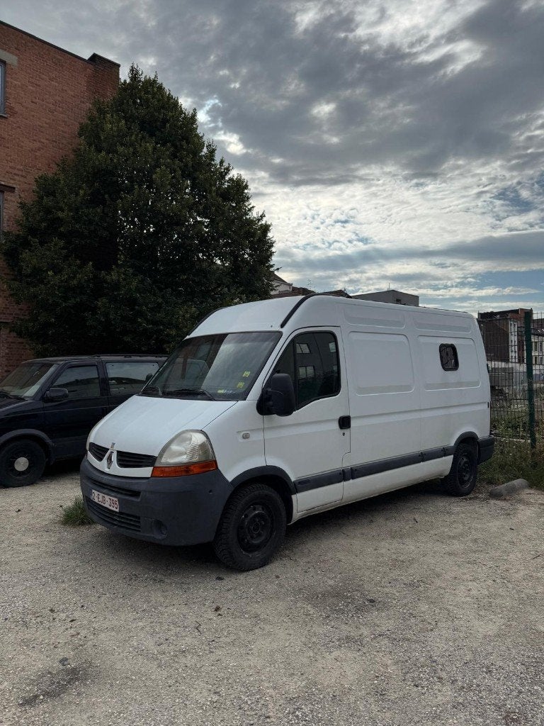 renault master II aménagé, Auto's, Renault, 4 deurs, Wit, Particulier, 2 zetels