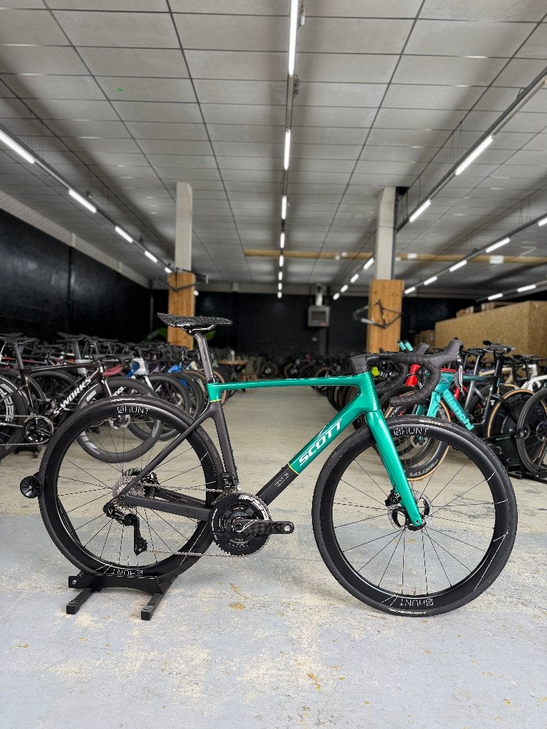 Scott Addict RC Di2 Aston Martin Carbon Racefiets, Ophalen, Zo goed als nieuw