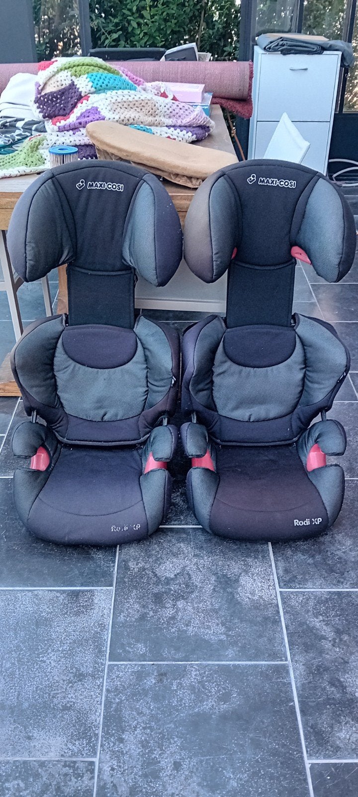 Maxi cosi kinderstoel - autostoel - kinderzitje, Kinderen en Baby's, Autostoeltjes, Ophalen