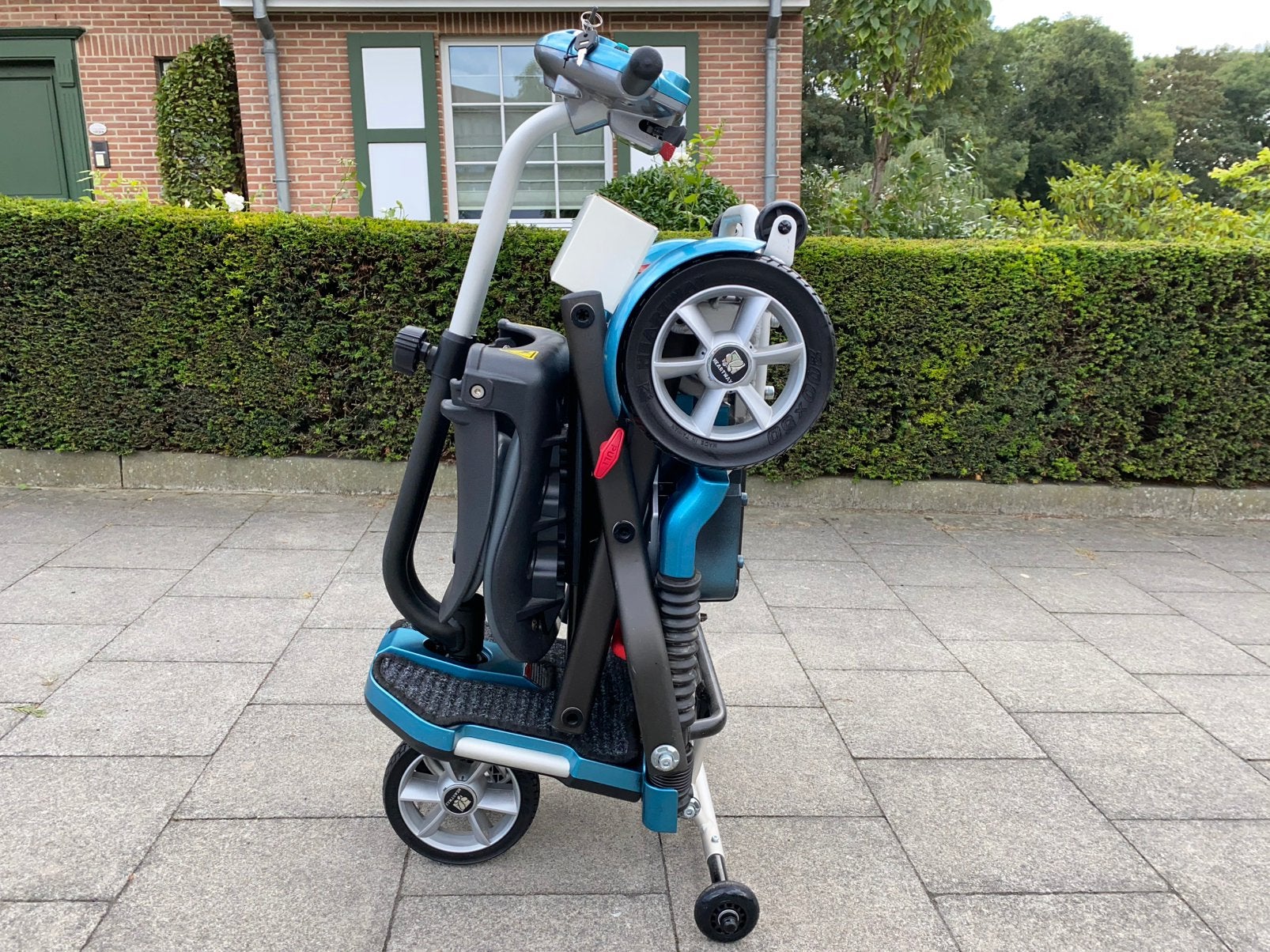 Voiturette électrique pliable HEARTWAY Brio Scootmobiel PMR, Divers, Enlèvement ou Envoi, Pliant, Comme neuf, Fauteuil roulant électrique