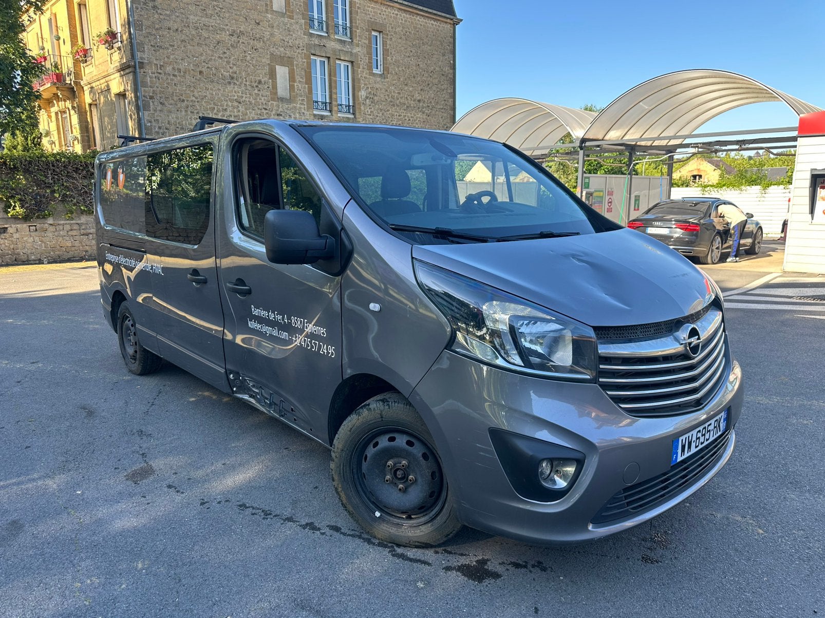Opel vivaro, Autos, Mercedes-Benz, Autres modèles, Achat, Boîte manuelle, Autre carrosserie