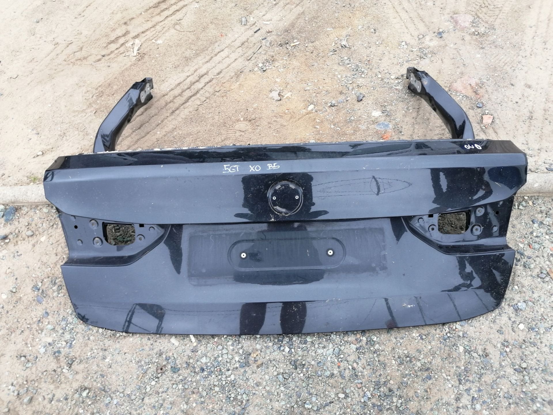 BMW 5GT Achterklep f07, Auto-onderdelen, Petuelring 130
80788  Munich, DE, Gebruikt, Deur, Info@bmw.de