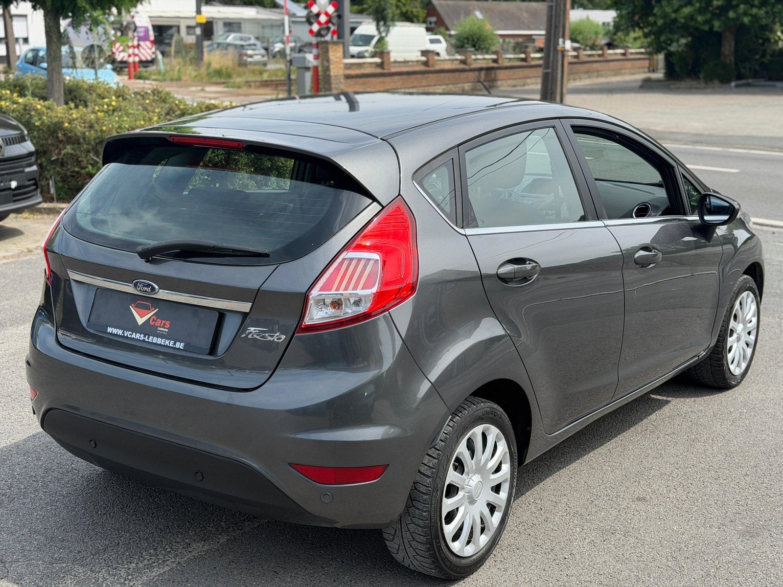 Ford fiesta benzine airco PERF STAAT+ keuring en garantie, Bluetooth, Euro 6, Bedrijf, Handgeschakeld