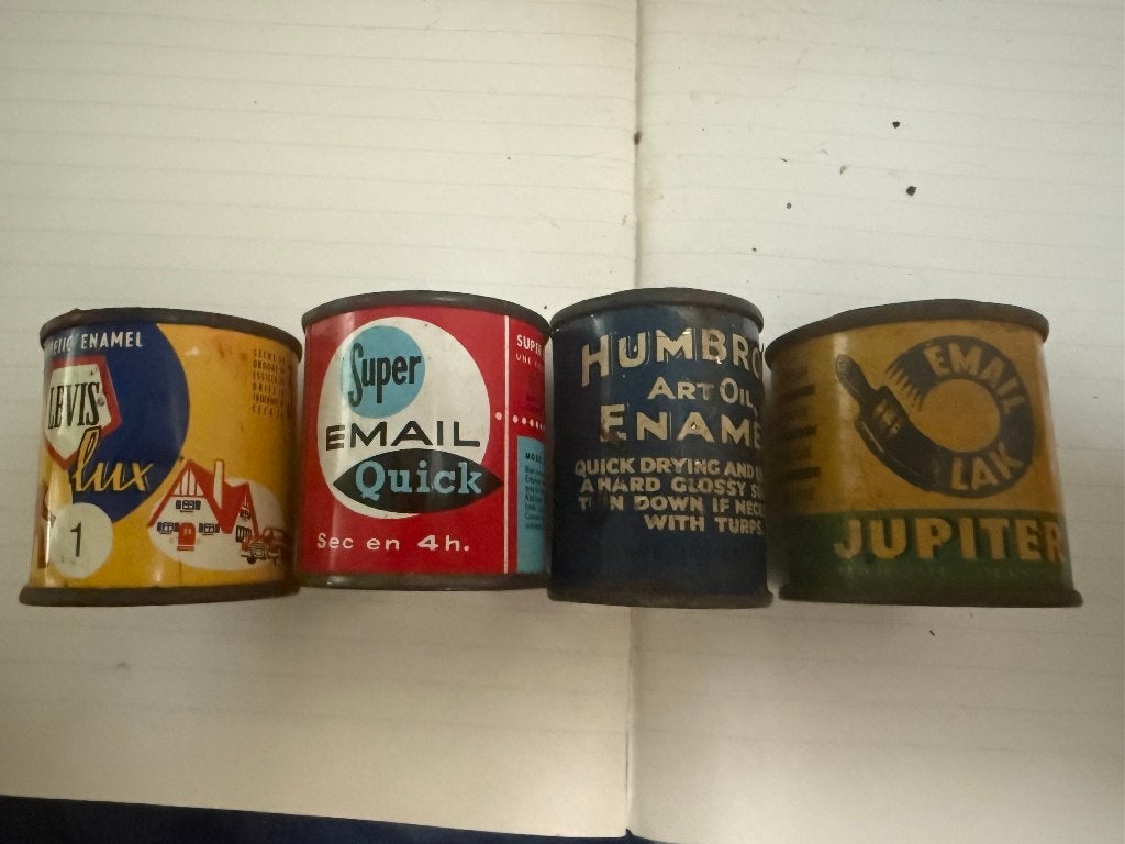 Mini-bidons métalliques anciens peintures, Collections, Boîte en métal, Envoi
