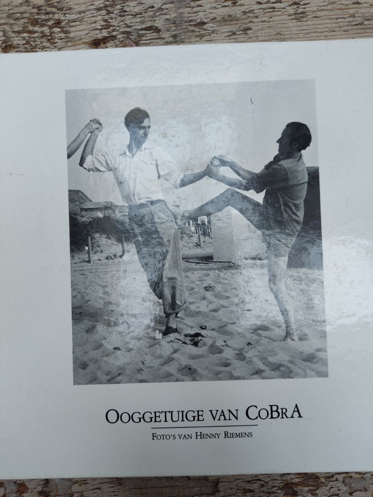 Ooggetuigen van Cobra, Henny Riemens, Verzenden