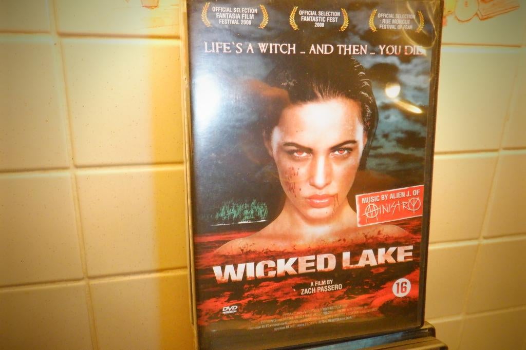 DVD Wicked Lake., CD & DVD, DVD | Horreur, Comme neuf, Gore, À partir de 16 ans, Enlèvement ou Envoi