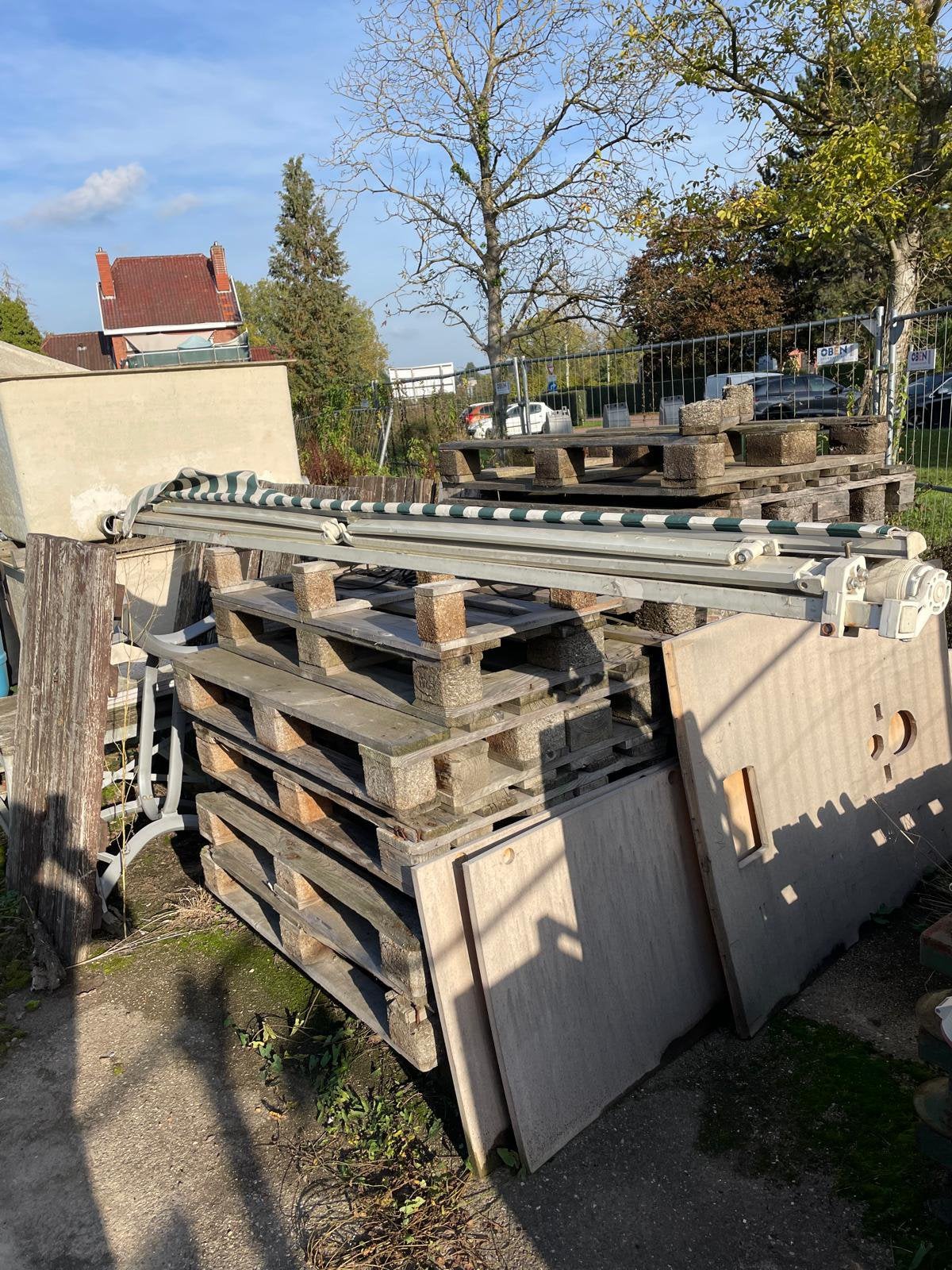 2 zonneschermen / luifels – 290 cm, Ophalen, Gebruikt, 150 tot 300 cm, 250 cm tot 450 cm