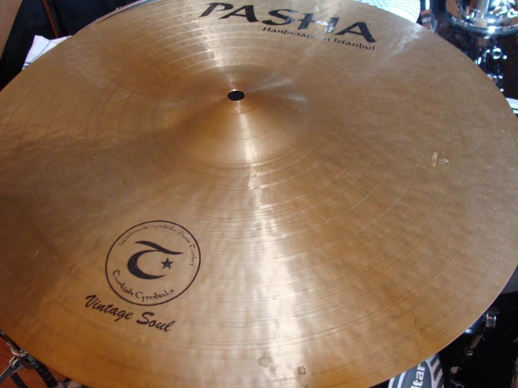 Pasha 18" crash,,(vintage soul serie), Musique & Instruments, Batteries & Percussions, Enlèvement ou Envoi, Comme neuf