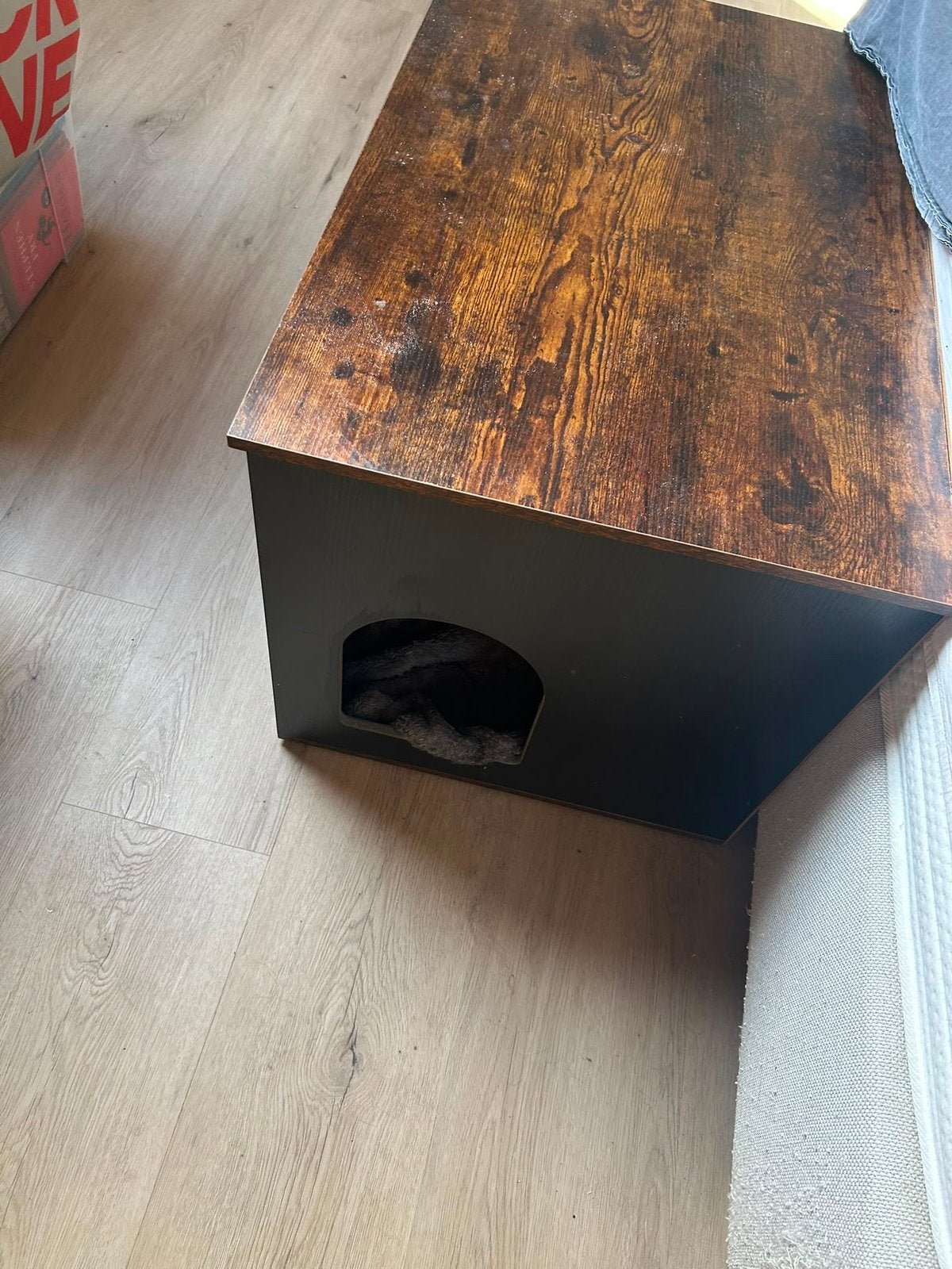 Kattenhuisje, Animaux & Accessoires, Meubles griffoirs pour chats, Enlèvement, Comme neuf