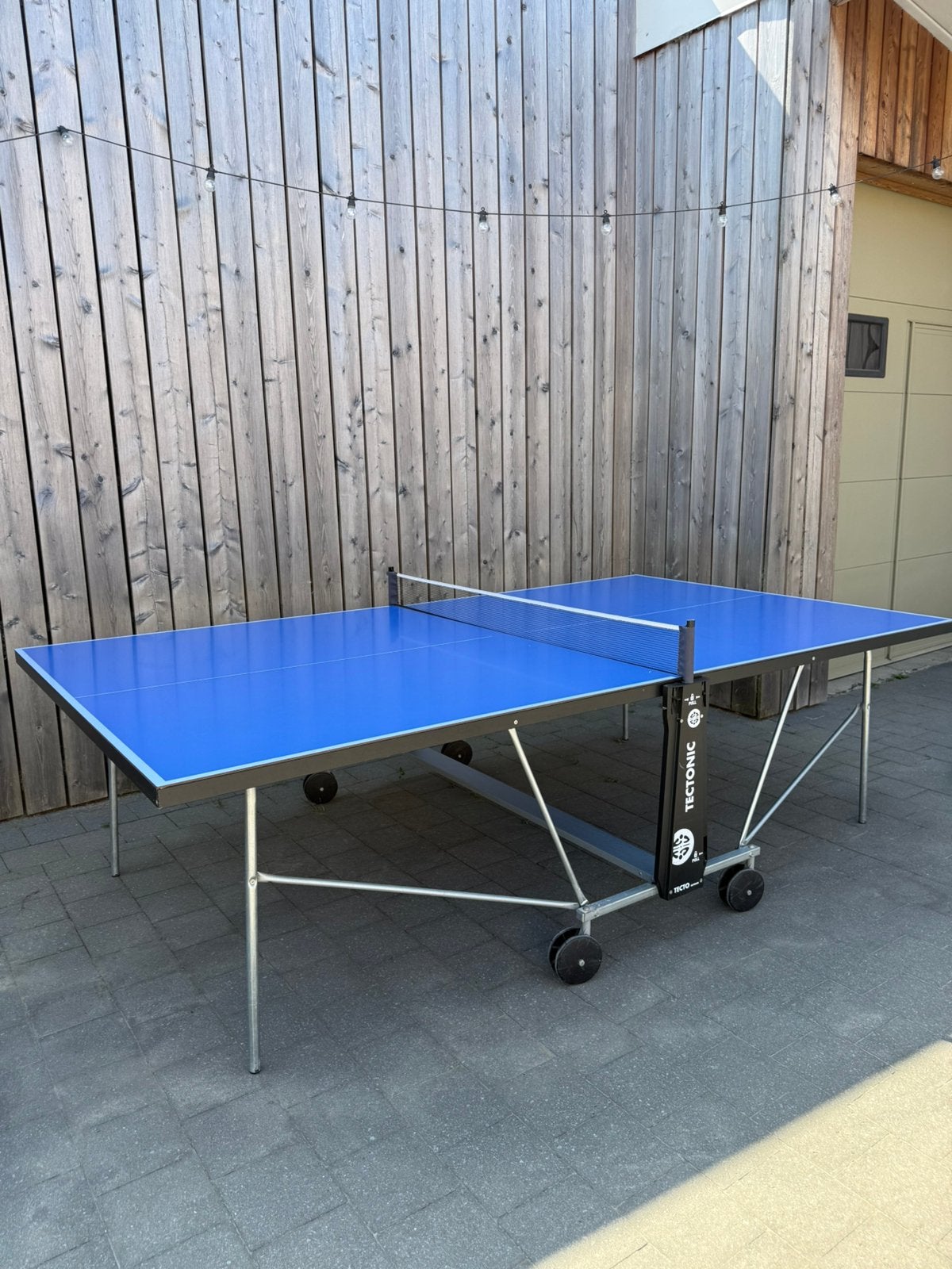 Tafeltennistafel. Heel gemakkelijk in gebruik., Ophalen, Zo goed als nieuw, Tafel Outdoor, Verrijdbaar